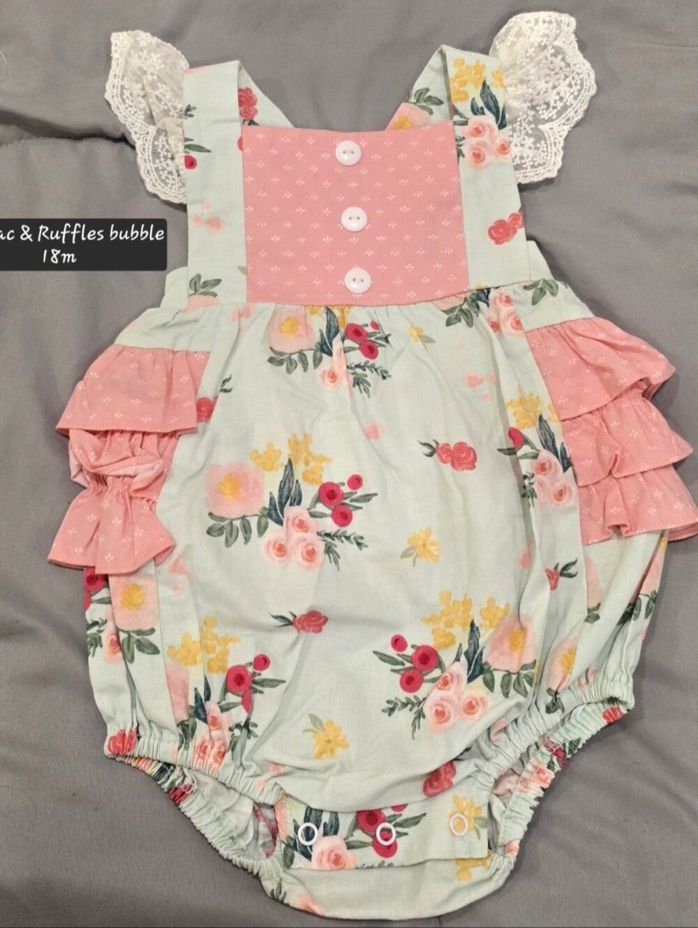Floral Ruffle Bubble
